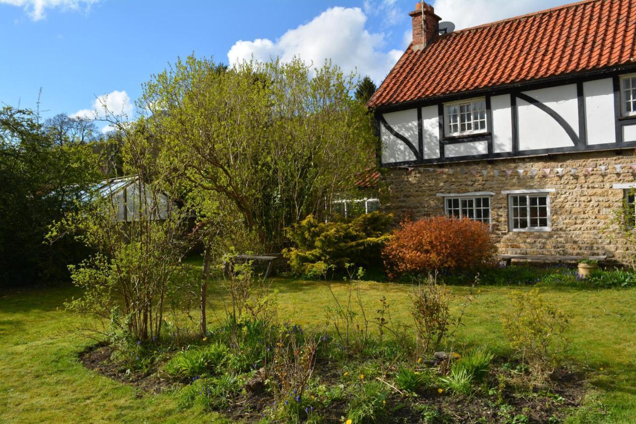 Bohemianbreezebreaks Bed & Breakfast Thornton Dale Exterior photo